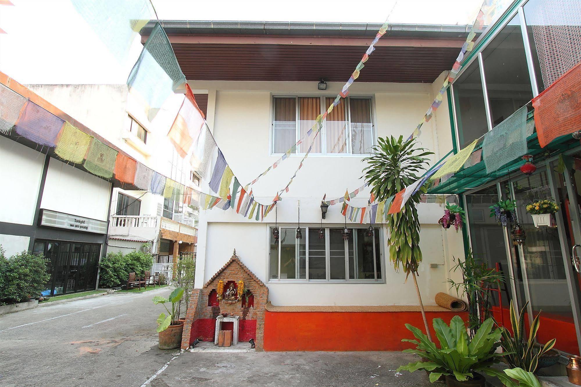 Himalaya Residence กรุงเทพมหานคร ภายนอก รูปภาพ